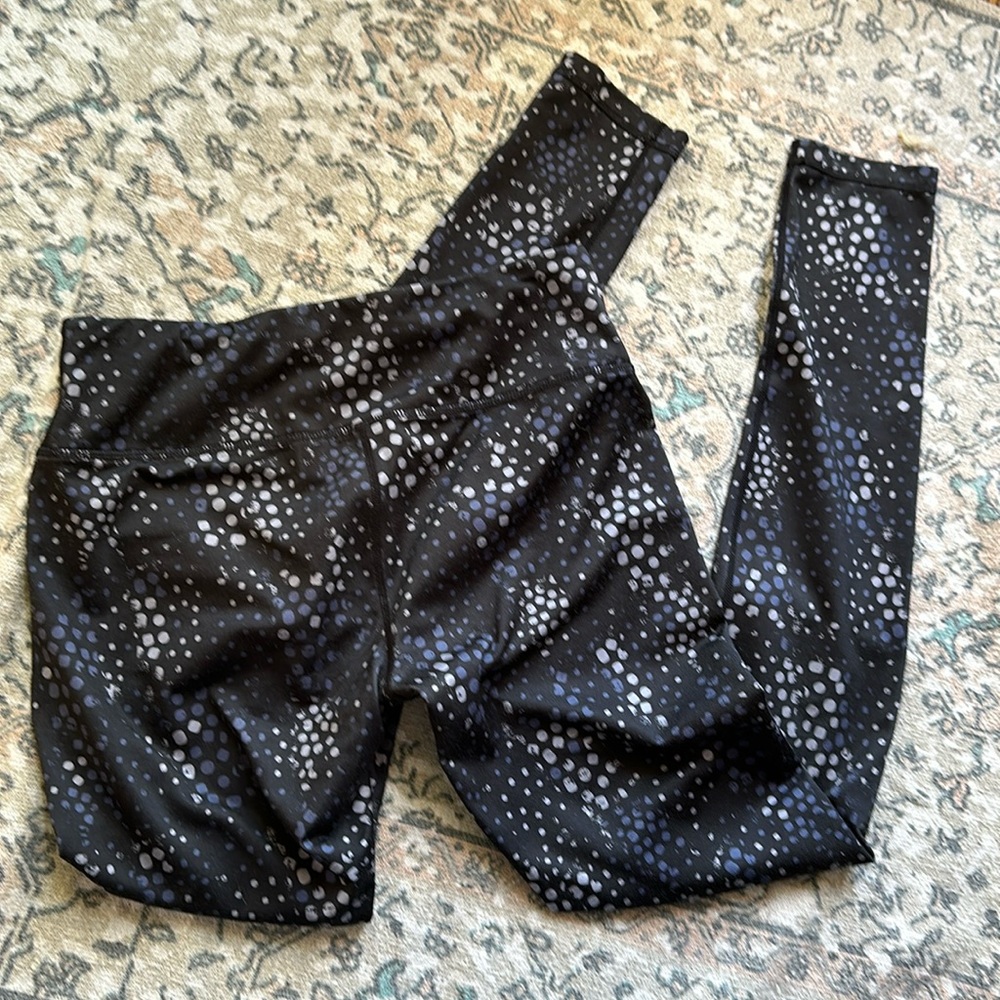 Reebok size small workout leggings